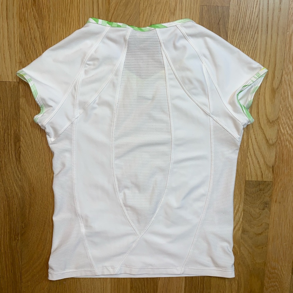 Nike Fit Dry white short sleeve tee - Picture 2 of 3